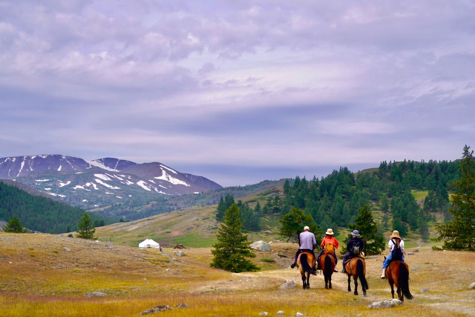 Altai Mixed Tour with Malchin Peak