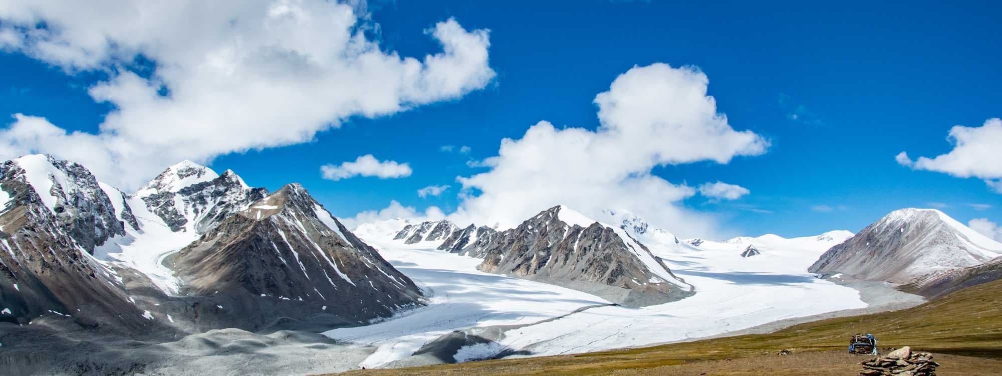 Climb Mount Khuiten