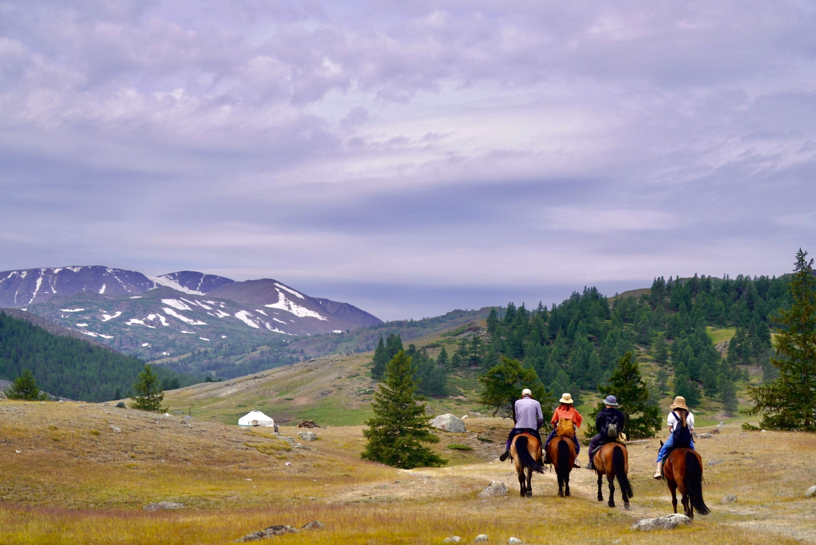 Altai Mixed Tour with Malchin Peak